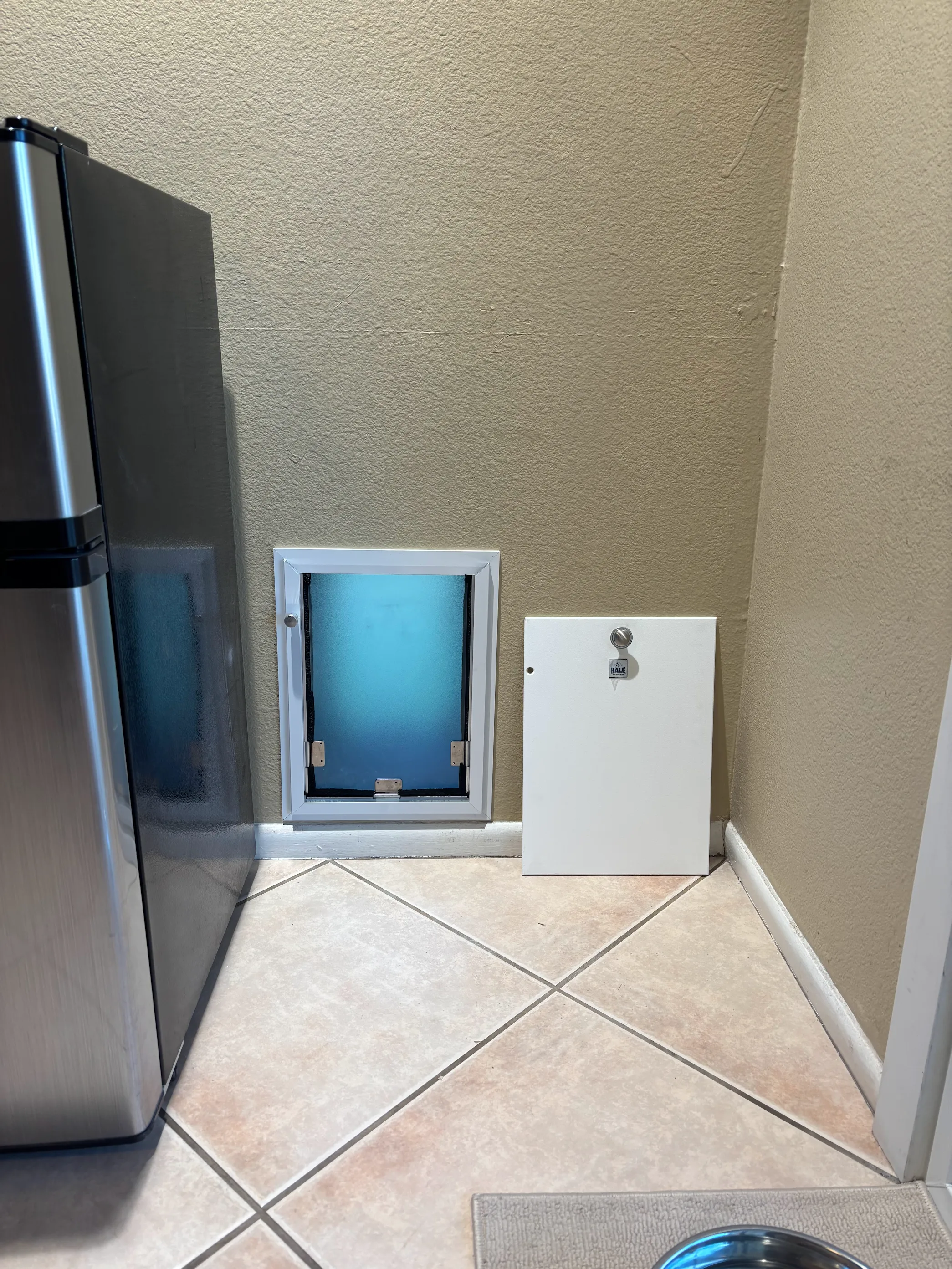 Completed Apollo pet door installation in a customer home, project 28